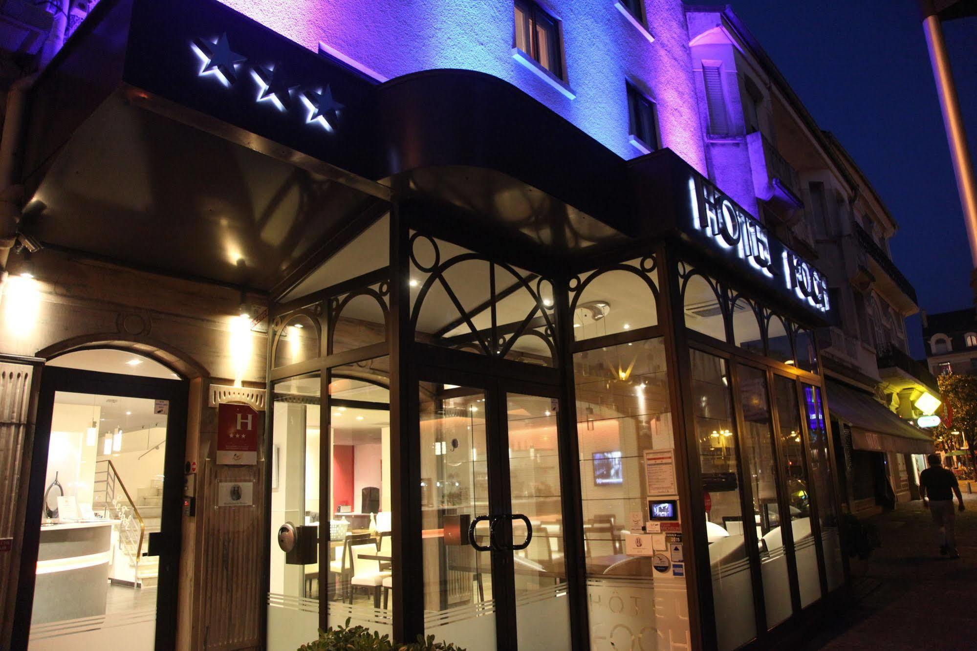 Hôtel Foch Tarbes Exterior foto